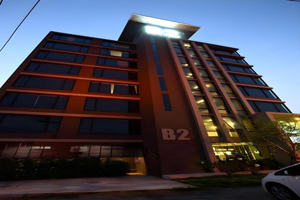 B2 Black Business And Budget Hotel Čiang Mai Exteriér fotografie