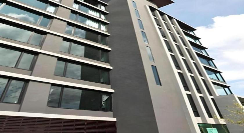B2 Black Business And Budget Hotel Čiang Mai Exteriér fotografie